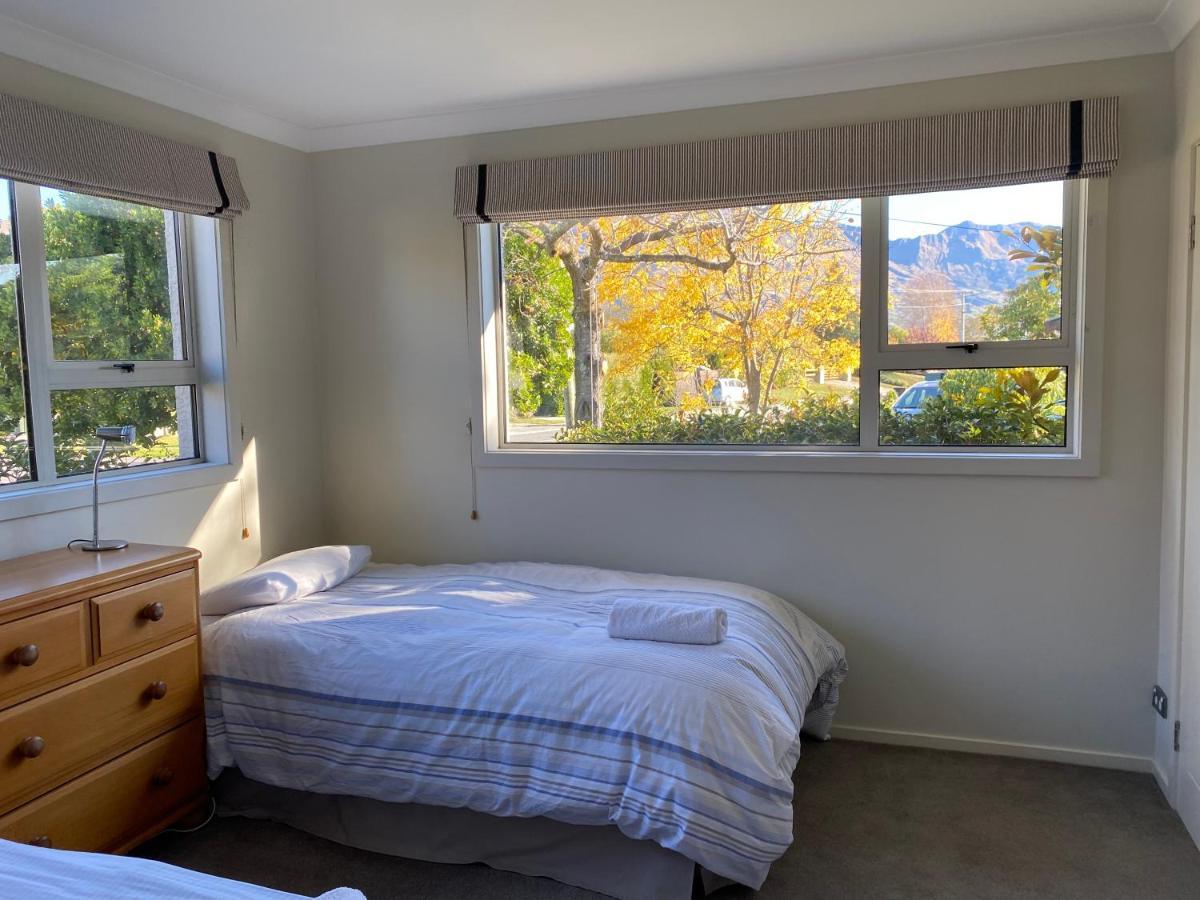 Villa Amazing Aubrey, Walk To Bremner Bay Wanaka Exterior foto
